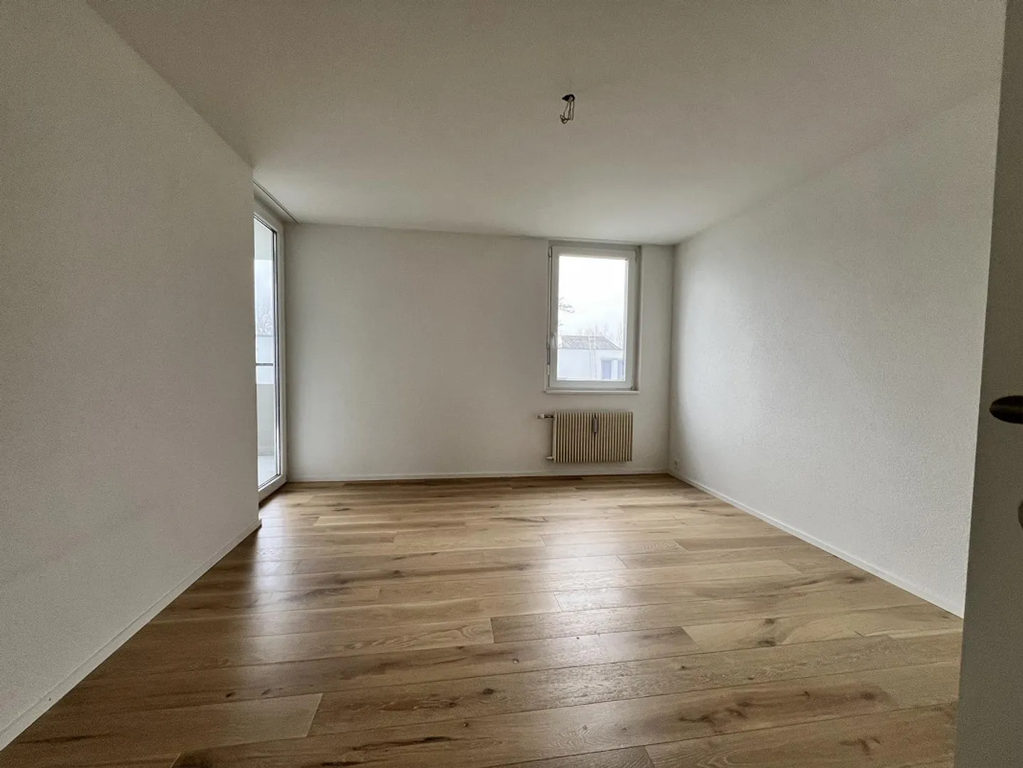 Belle appartement rénové de 3.5 pièces avec balcon - Photo 4 sur 9