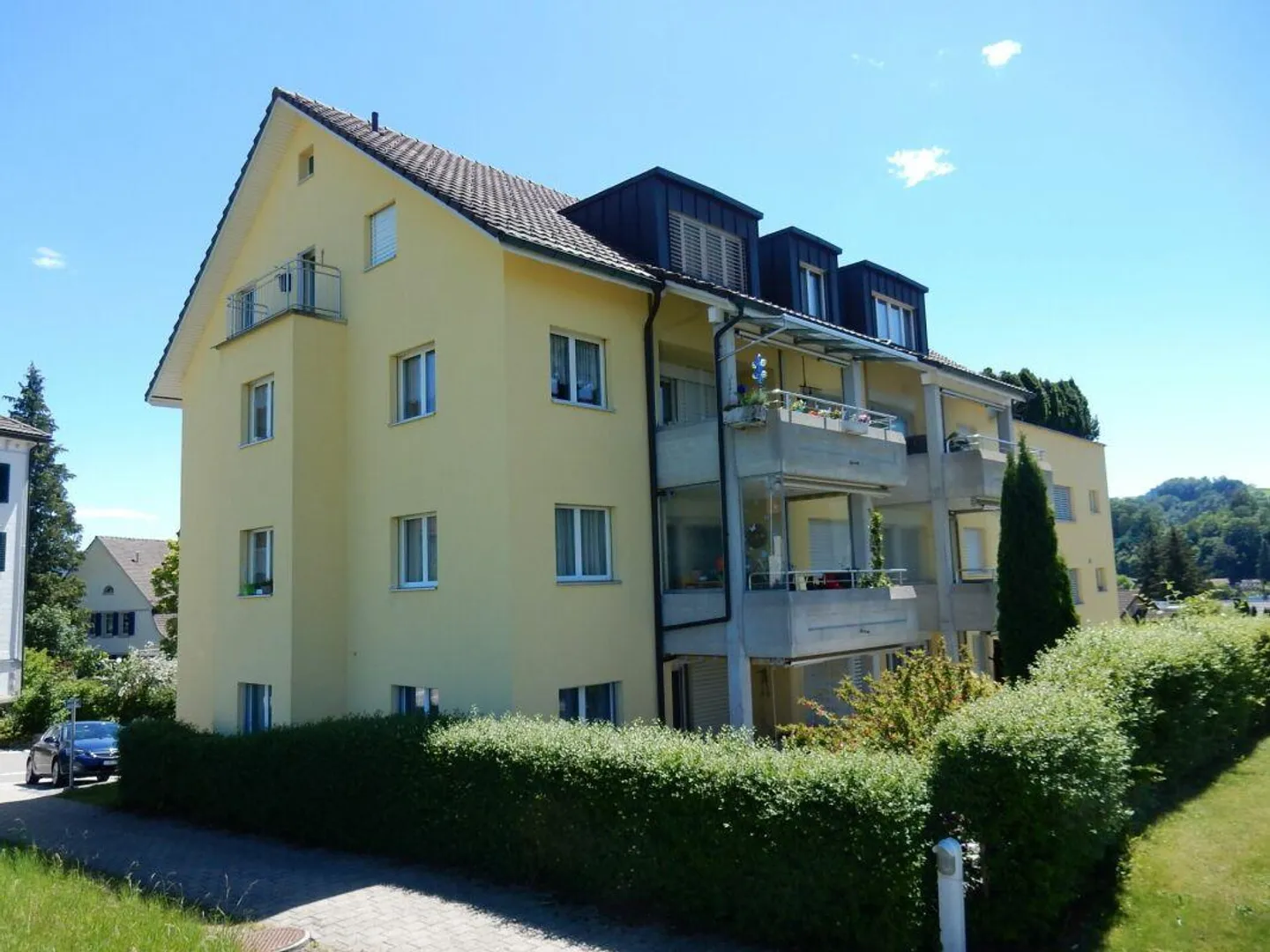 gemütliche 2.5 Zimmer-Wohnung mit eigener Waschmaschine - Foto 1 von 9