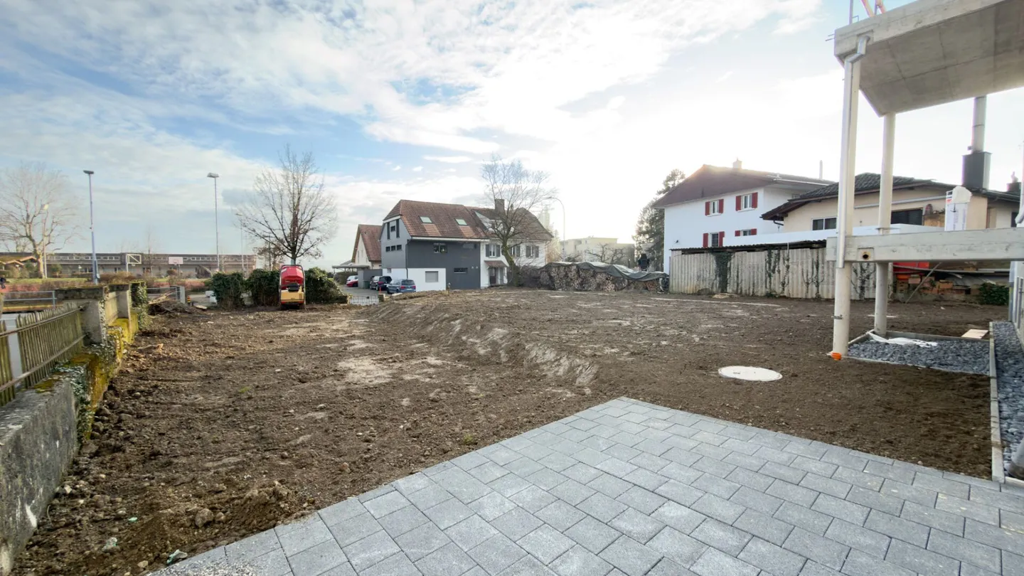 Kernsaniertes MFH mit Baulandreserve an steuergünstigen Gemeinde - Photo 7 sur 22