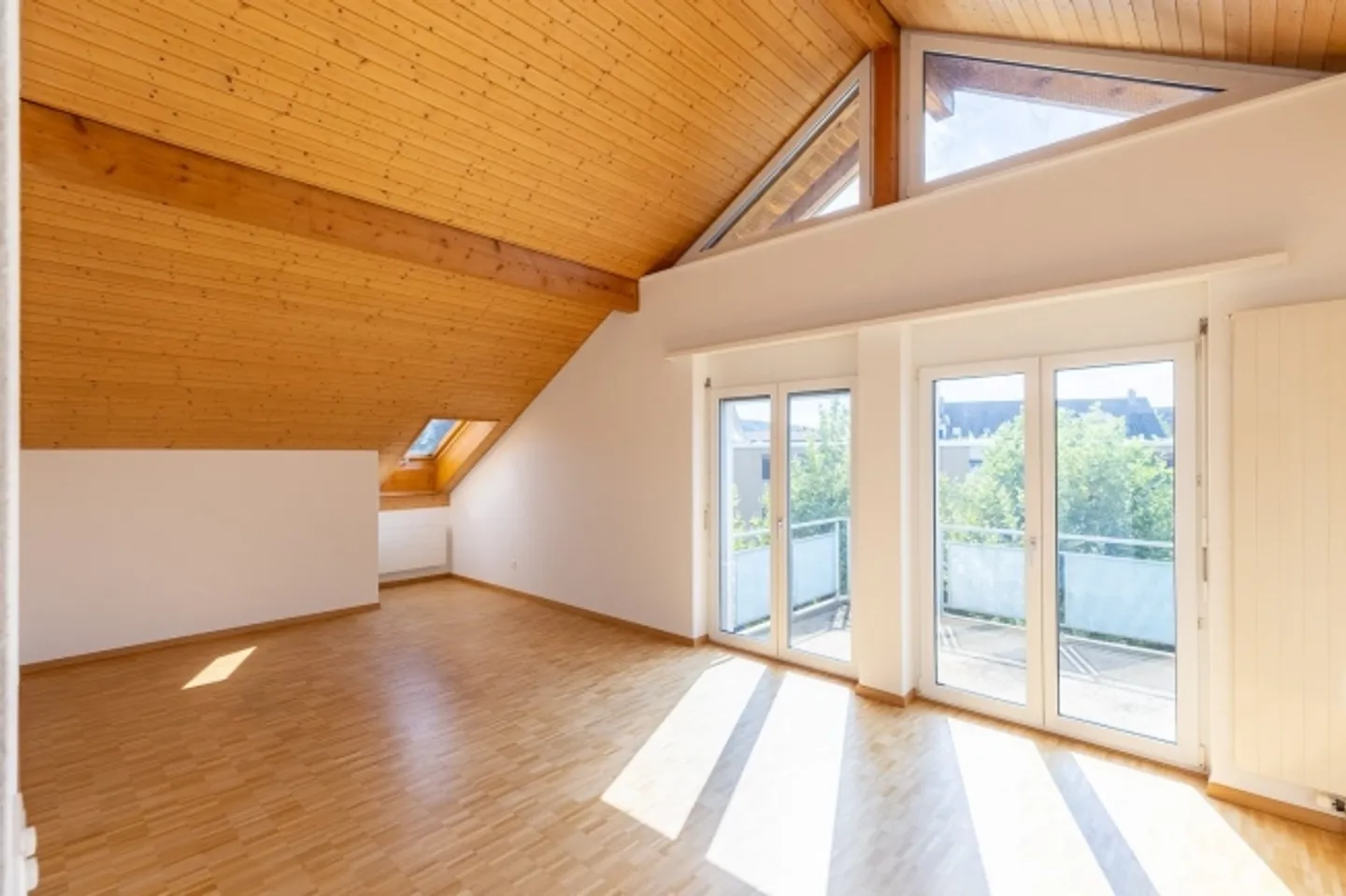 Appartement dans un quartier calme - Photo 1 sur 8