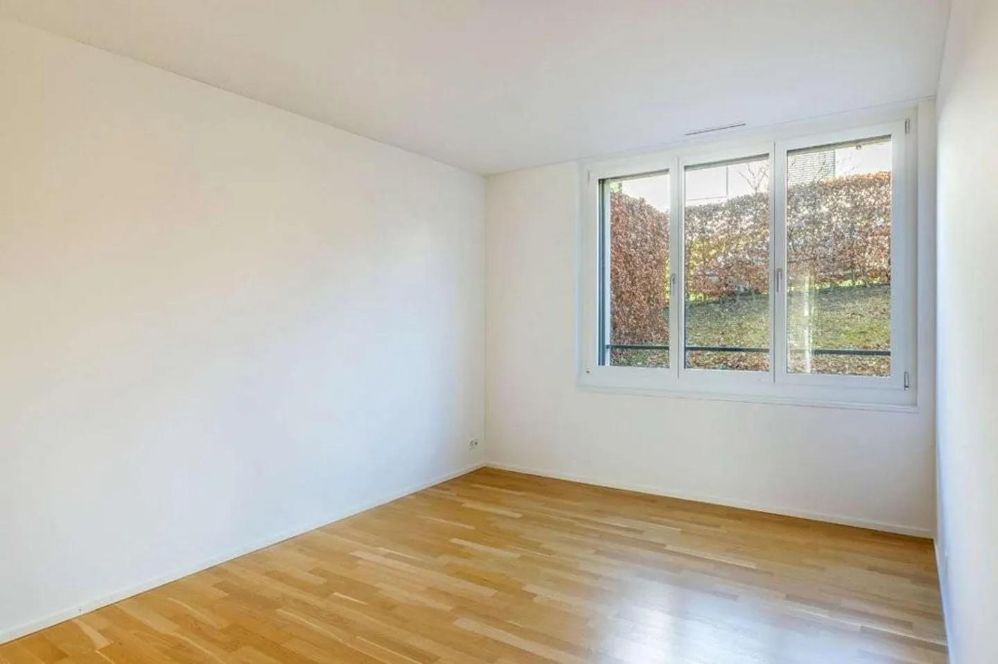 Modern apartment with free parking space - limited until 31.03.2027 - Photo 5 of 10