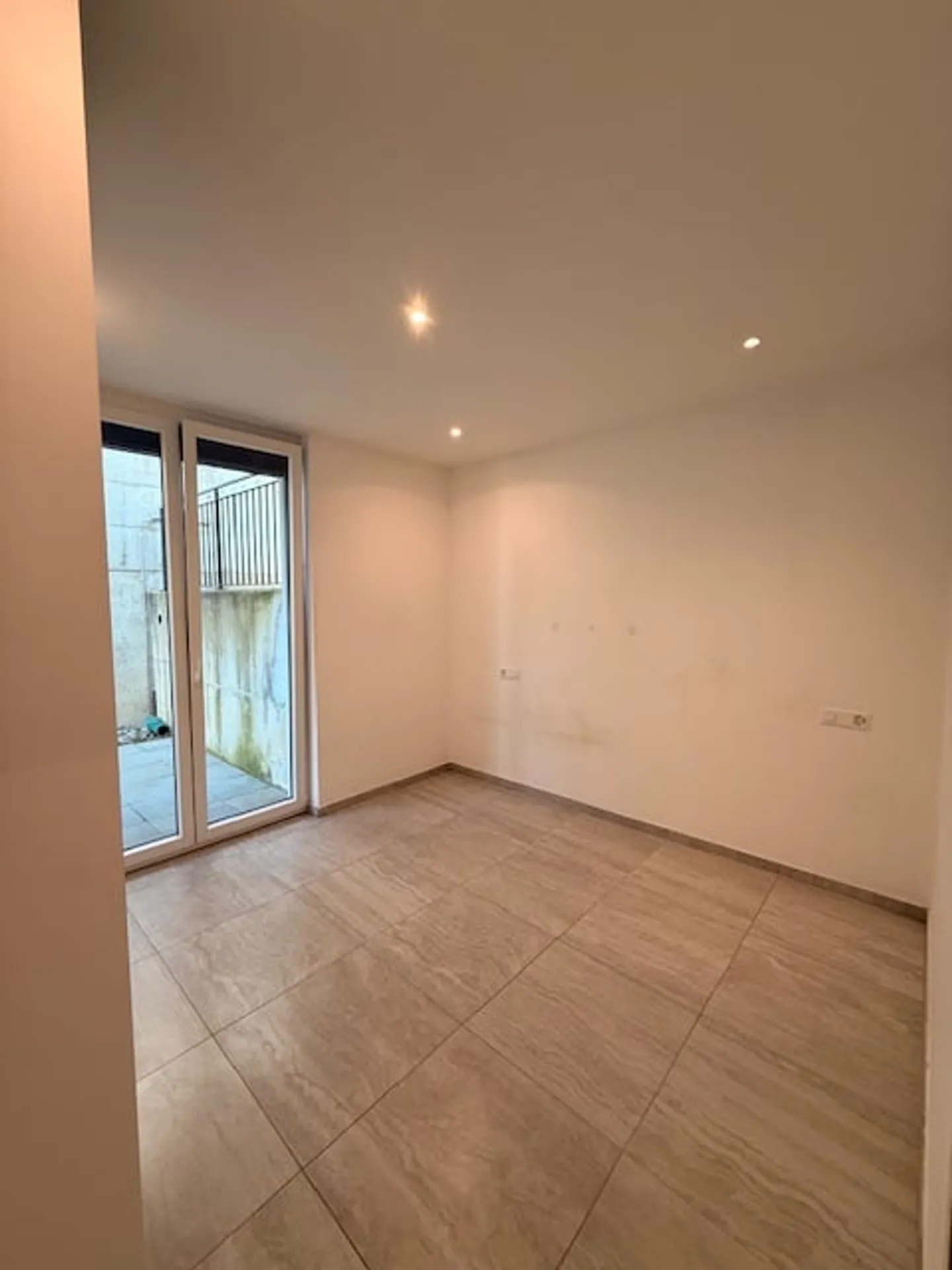 CARABBIA - APPARTAMENTO 2.5 STANZE IN AFFITTO - Foto 4 di 7