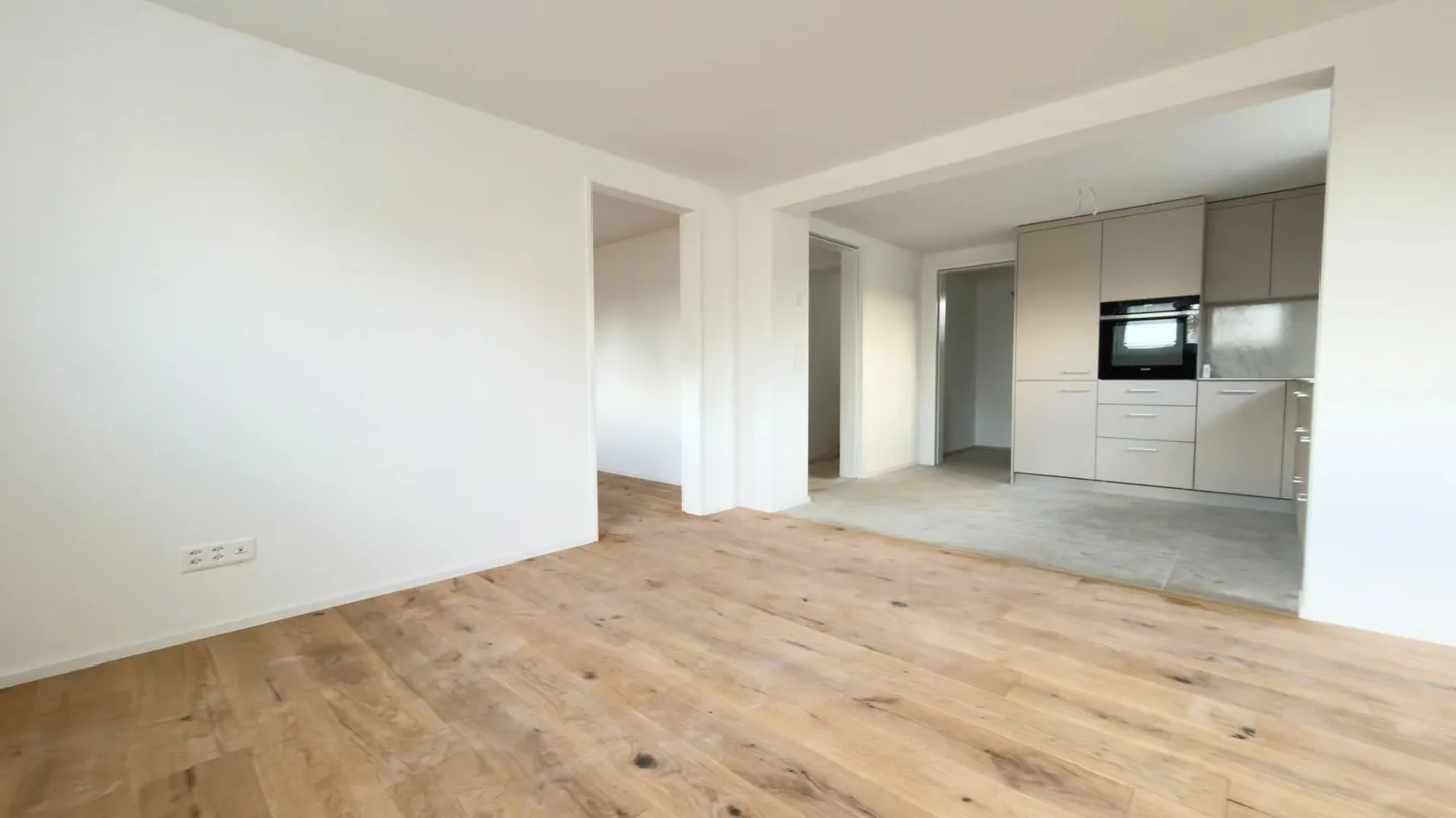 Kernsaniertes MFH mit Baulandreserve an steuergünstigen Gemeinde - Photo 12 sur 22