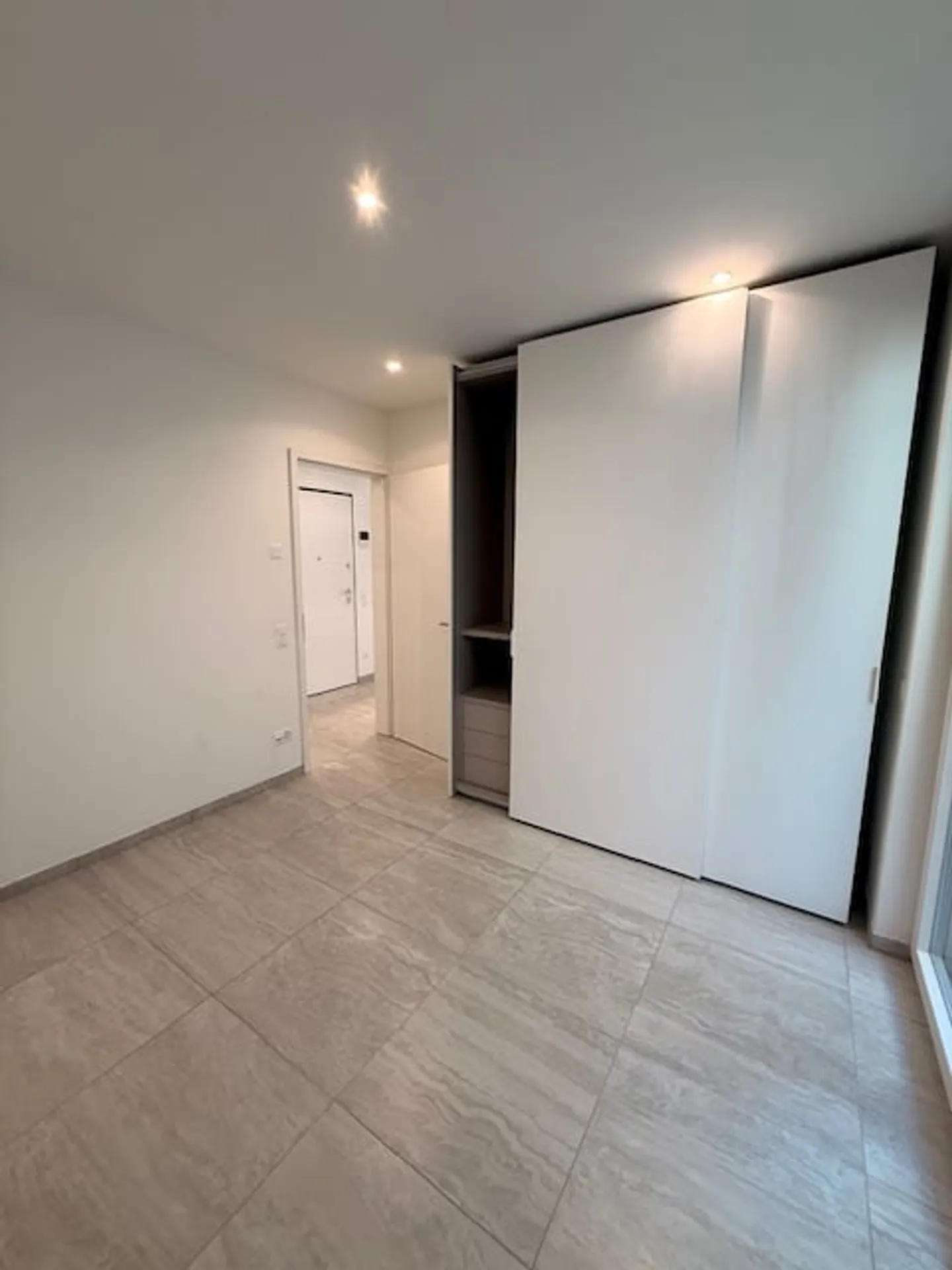 CARABBIA - APPARTAMENTO 2.5 STANZE IN AFFITTO - Foto 5 di 7