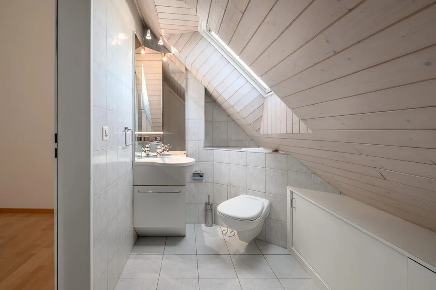 Appartement raffiné dans un emplacement central - Photo 6 sur 7