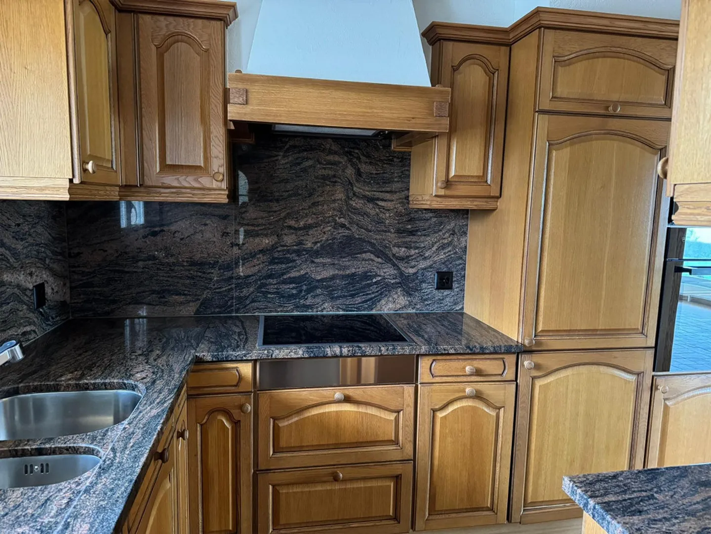 Charmante maison jumelée de 5,5 pièces à louer - Photo 4 sur 15