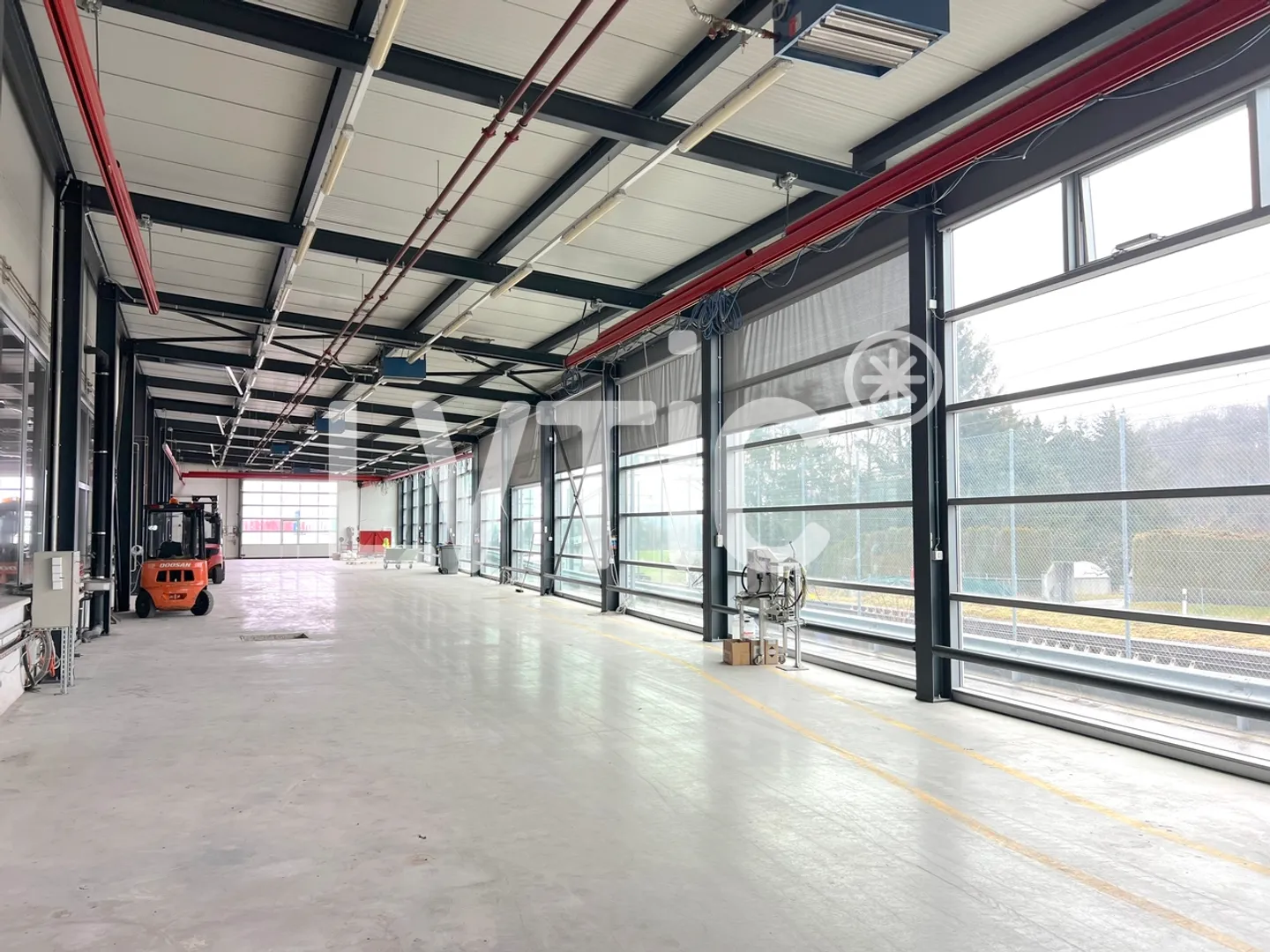 Sito industriale, uffici di circa 4000 m2 in vendita ad Avry-sur-Matran - Foto 9 di 20