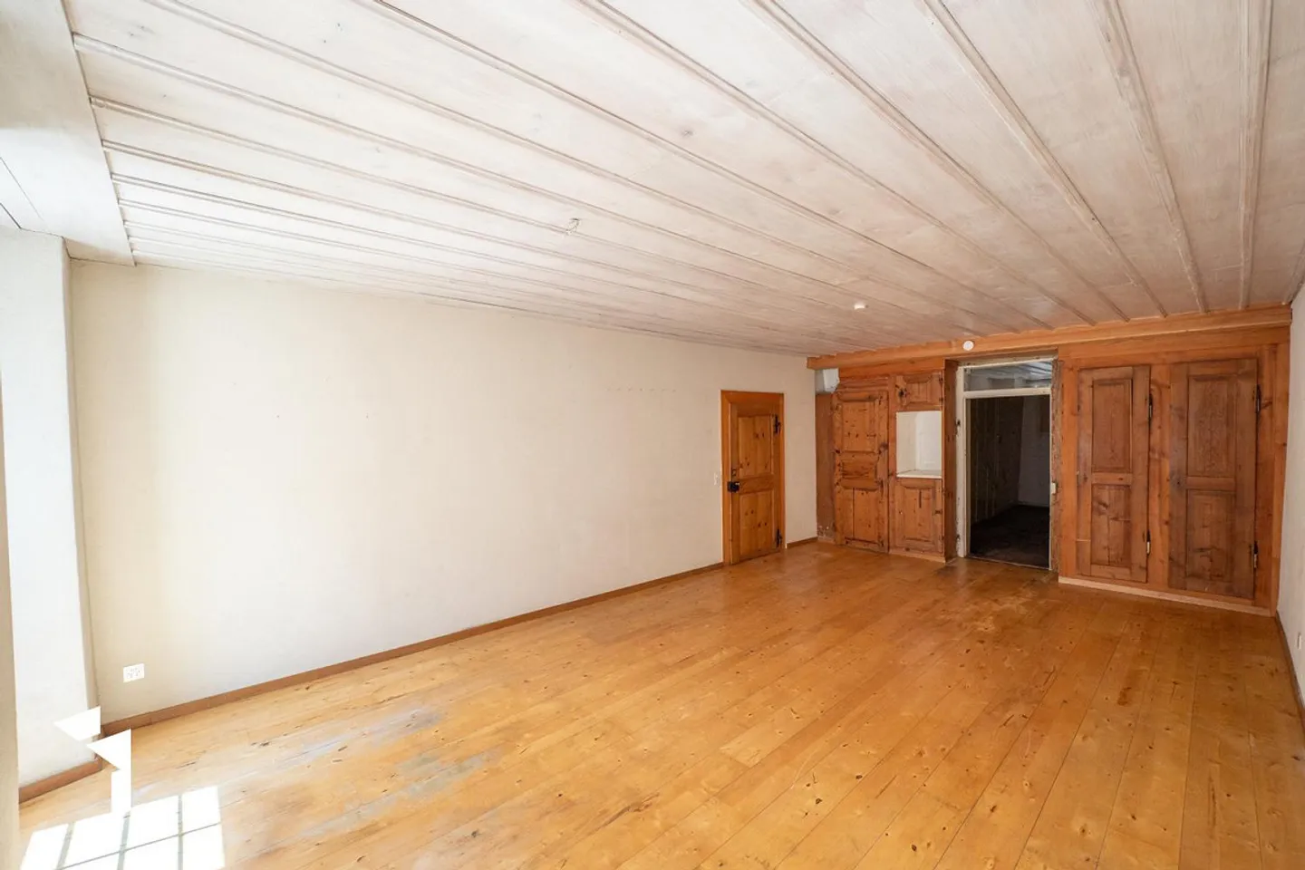 Fehr Immobiliare - Proprietà residenziale e commerciale con bisogno di ristrutturazione - Foto 6 di 14