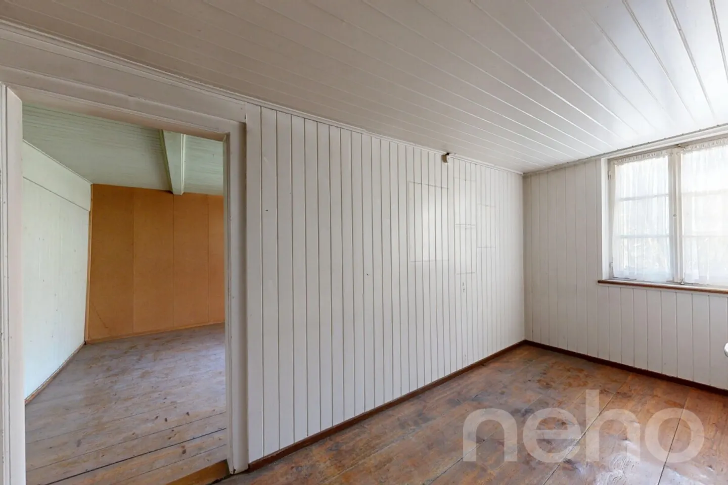 Casa bifamiliare storica al confine della foresta con potenziale di sviluppo - Foto 2 di 11