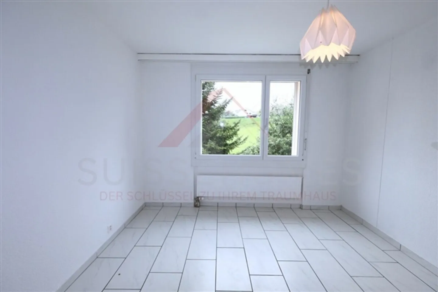 «Moderne 4.5-Zimmer-Wohnung im 2. Obergeschoss in Schmitten - hell, offen und hochwertig saniert» - Foto 13 von 17