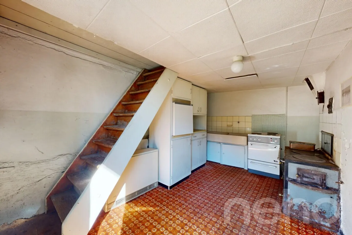 Casa bifamiliare storica al confine della foresta con potenziale di sviluppo - Foto 5 di 11