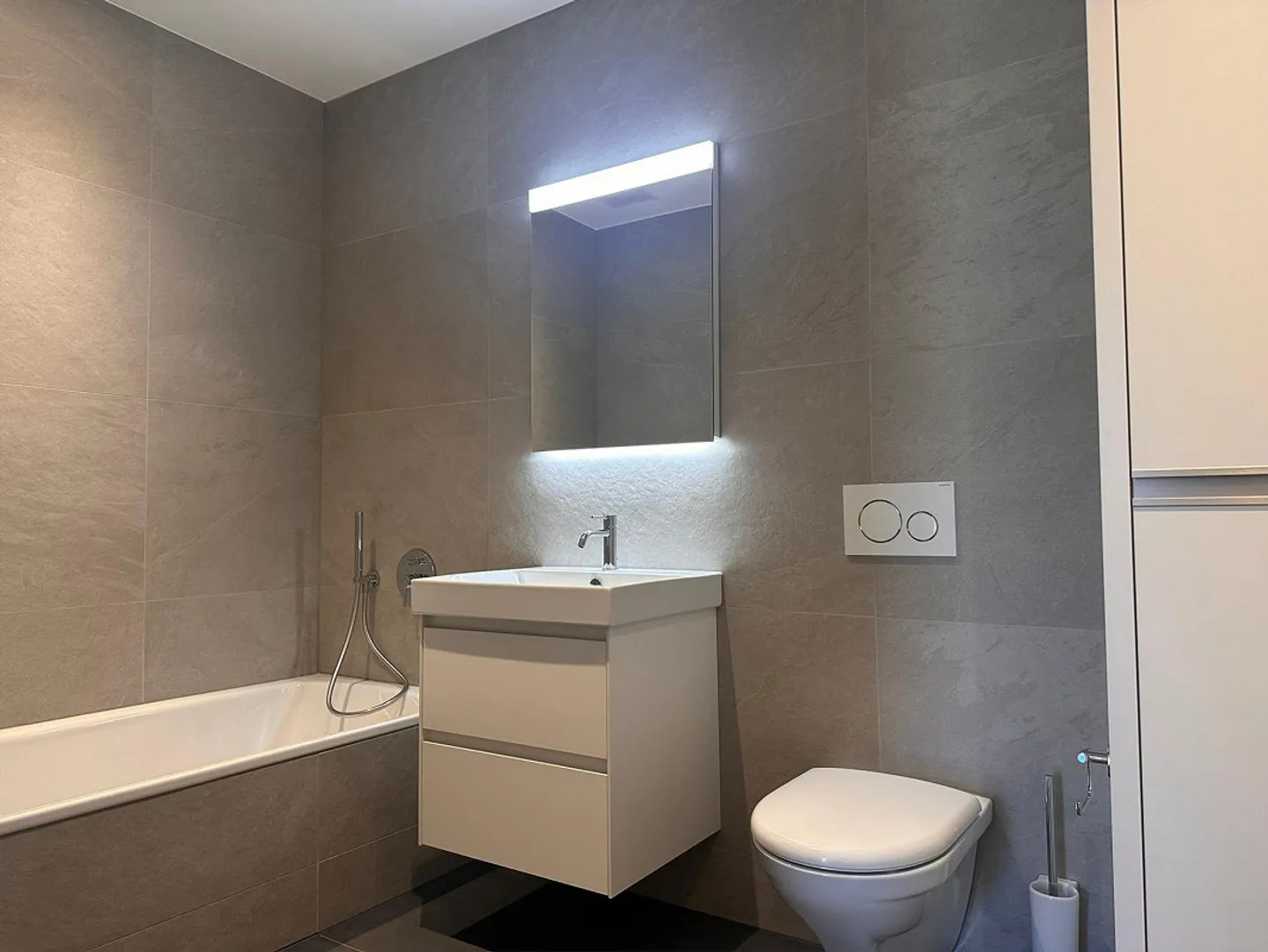 Modernes Apartment nahe Natur - Foto 2 von 4