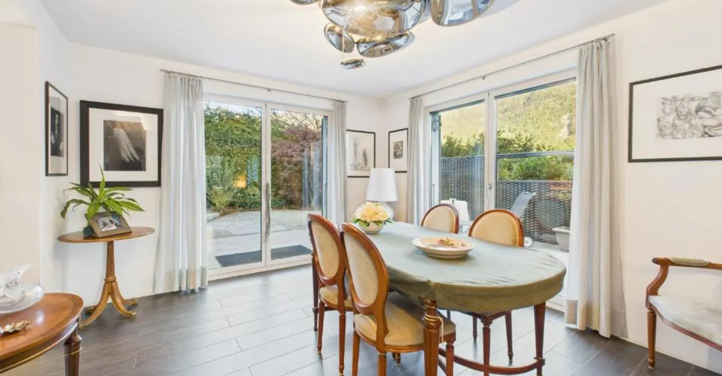 Bright individual villa of 5.5 rooms in Riva San Vitale, TI - Photo 4 of 11