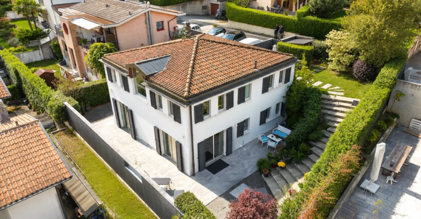 Bright individual villa of 5.5 rooms in Riva San Vitale, TI - Photo 10 of 11