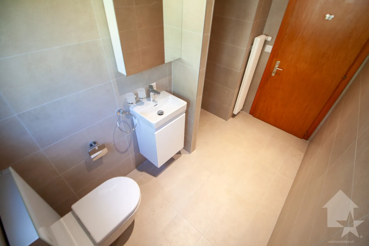 «Appartement de 3,5 pièces totalement rénové sur la commune de Noës» - Photo 9 sur 19