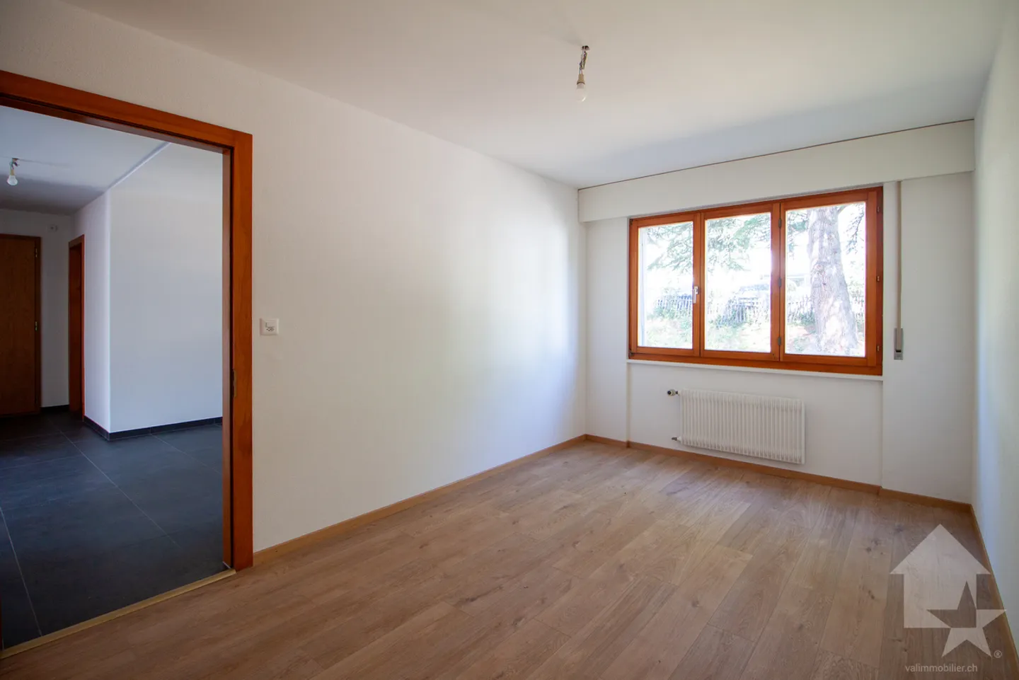 «Appartement de 3,5 pièces totalement rénové sur la commune de Noës» - Photo 11 sur 19