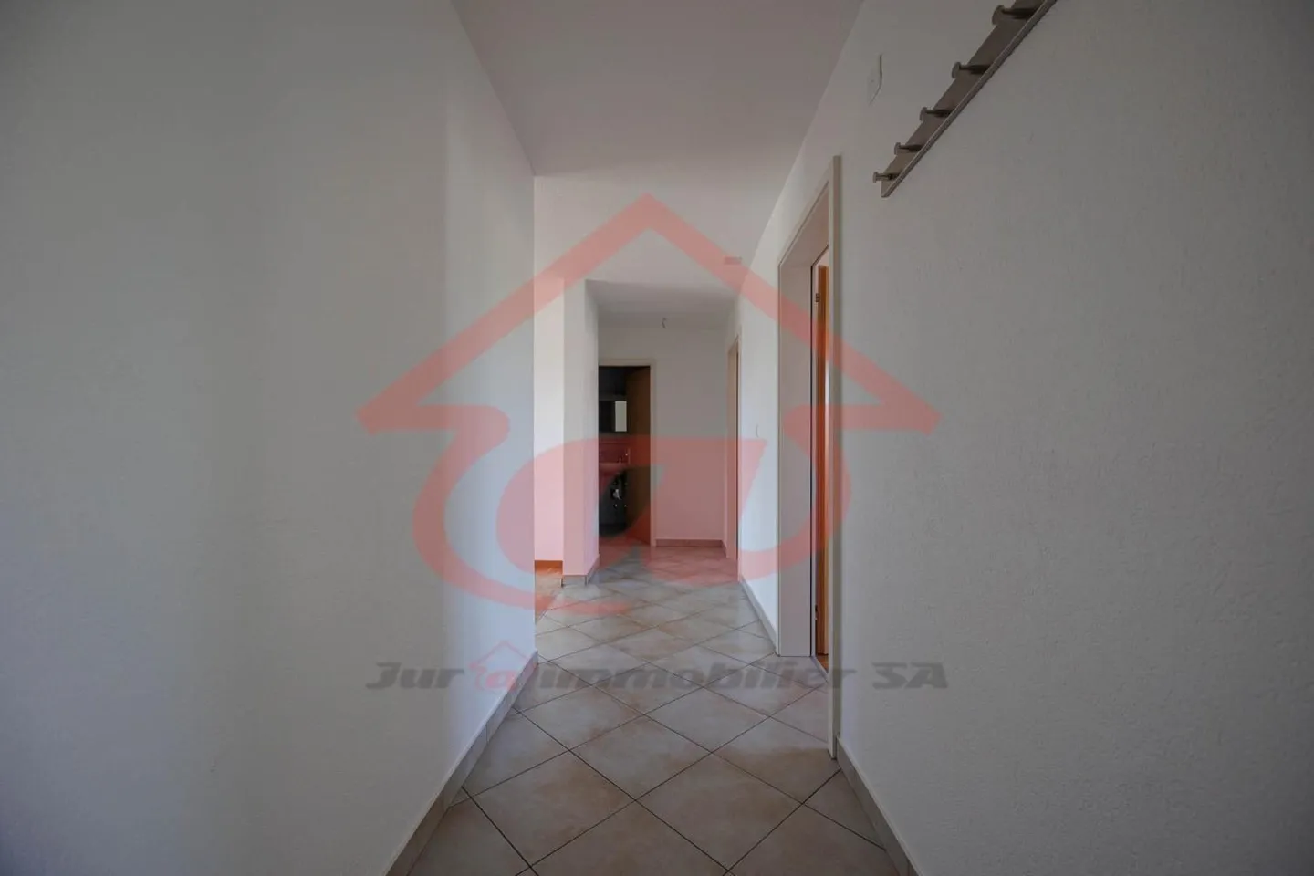 Appartement lumineux 3 pièces - Photo 3 sur 14