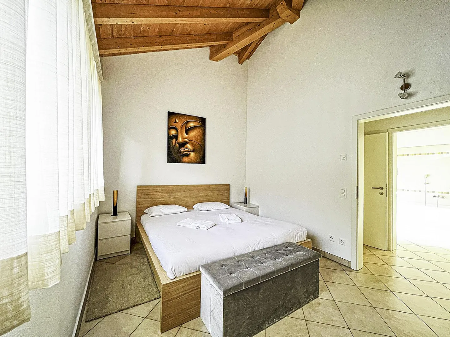 Splendida casa bifamiliare con giardino e parcheggi - Foto 20 di 23