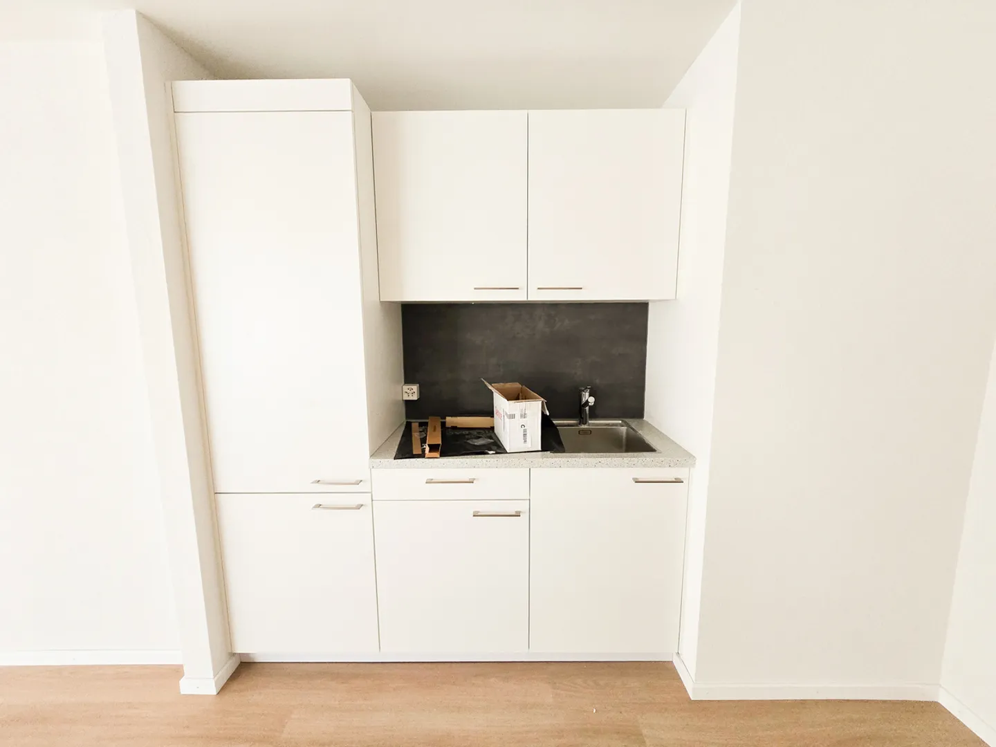 Office space for rent - Photo 3 of 11