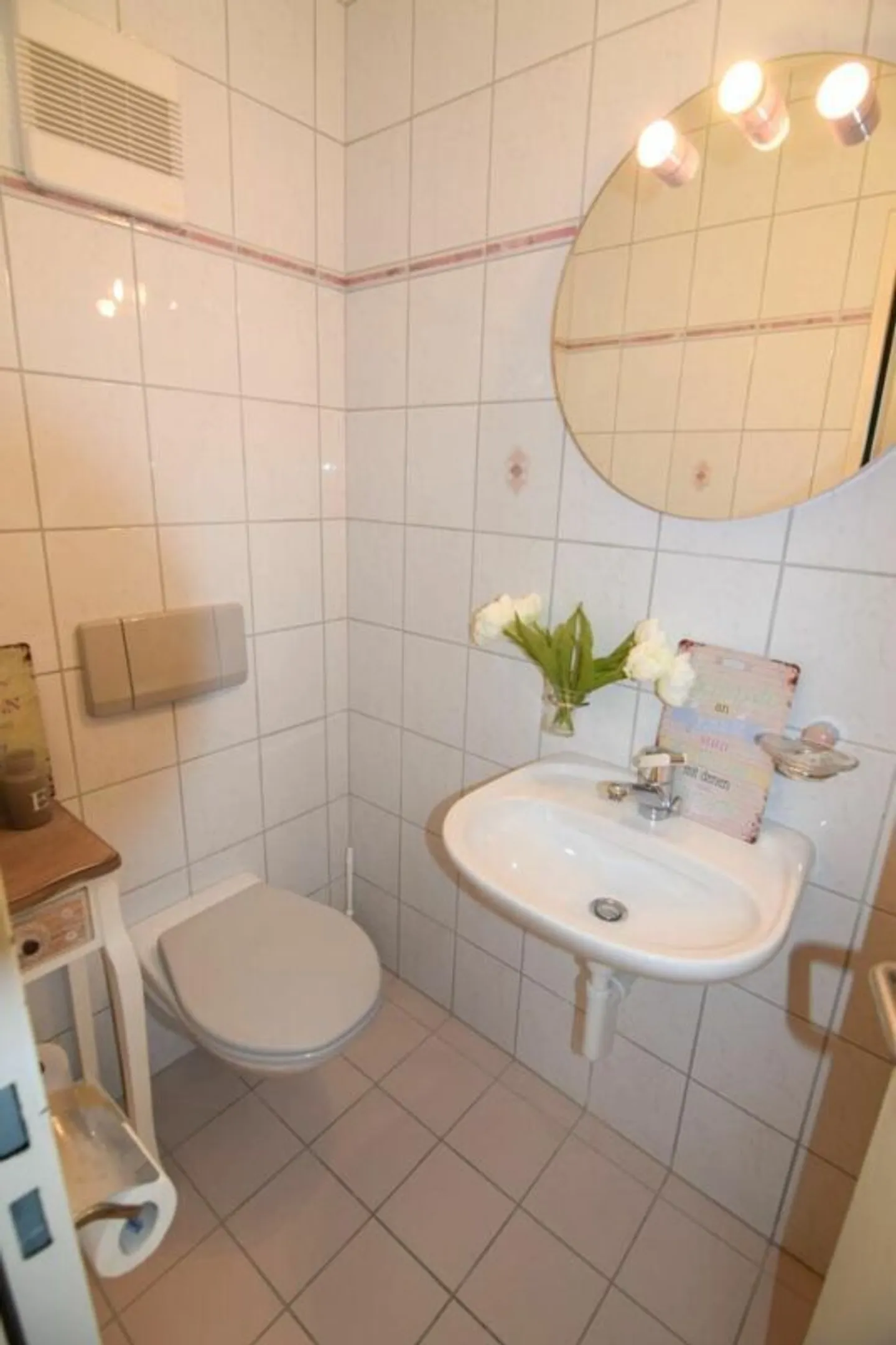 Warm-hearted 4.5-room apartment with fireplace and large balcony - Photo 8 of 13