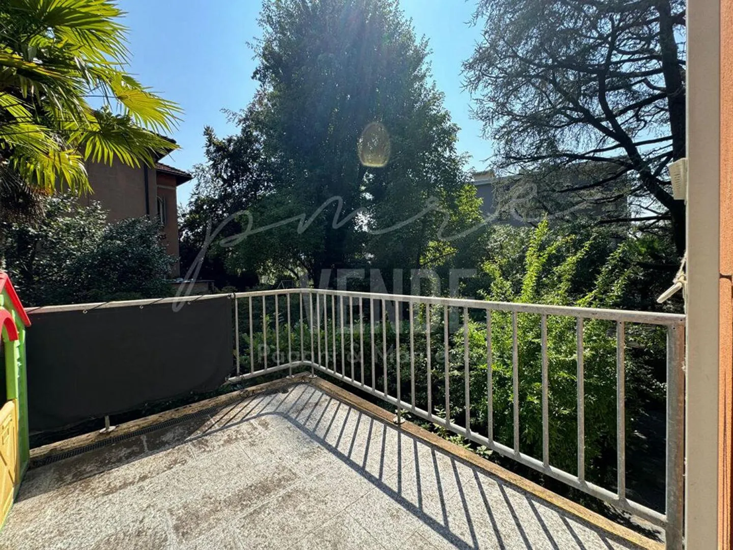 MASSAGNO | REACH NATURE, REACH THE CITY IN AN INSTANT - Photo 5 of 13