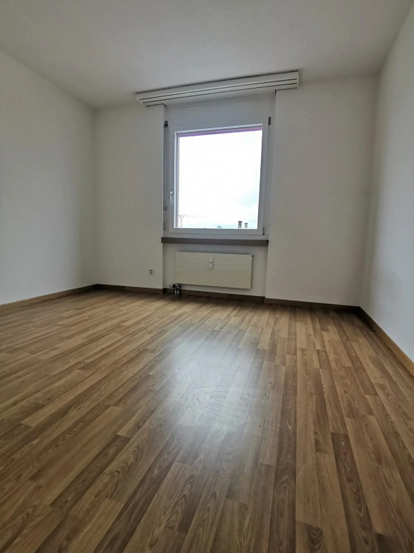 Central, affascinante e accogliente maisonette con camino - Foto 8 di 8