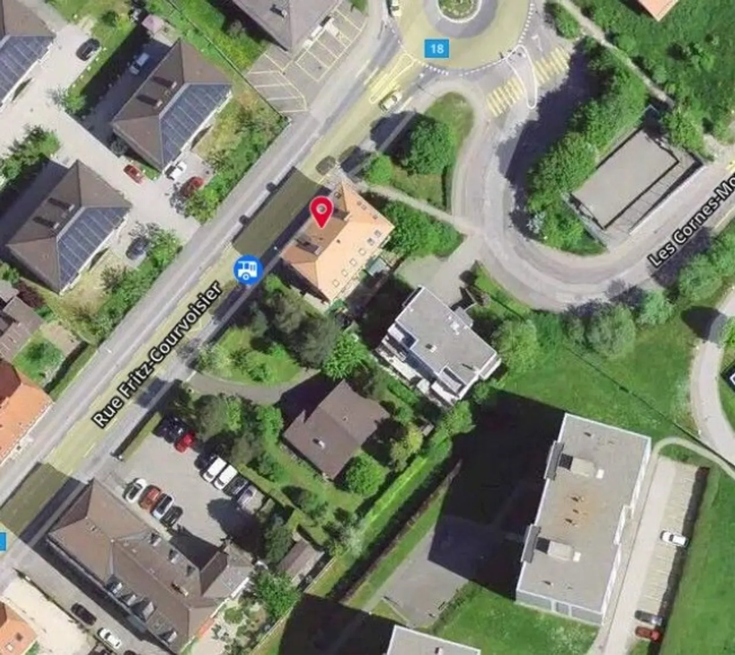 *Rental building with café-restaurant* - Photo 3 of 8