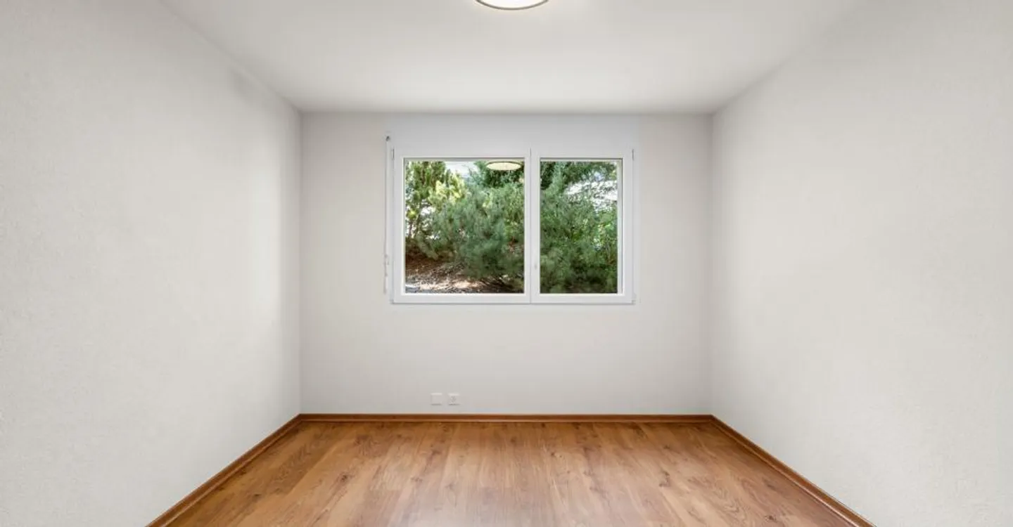Sublime 4.5 Room Apartment with Large Balcony and Panoramic View - Photo 6 of 13