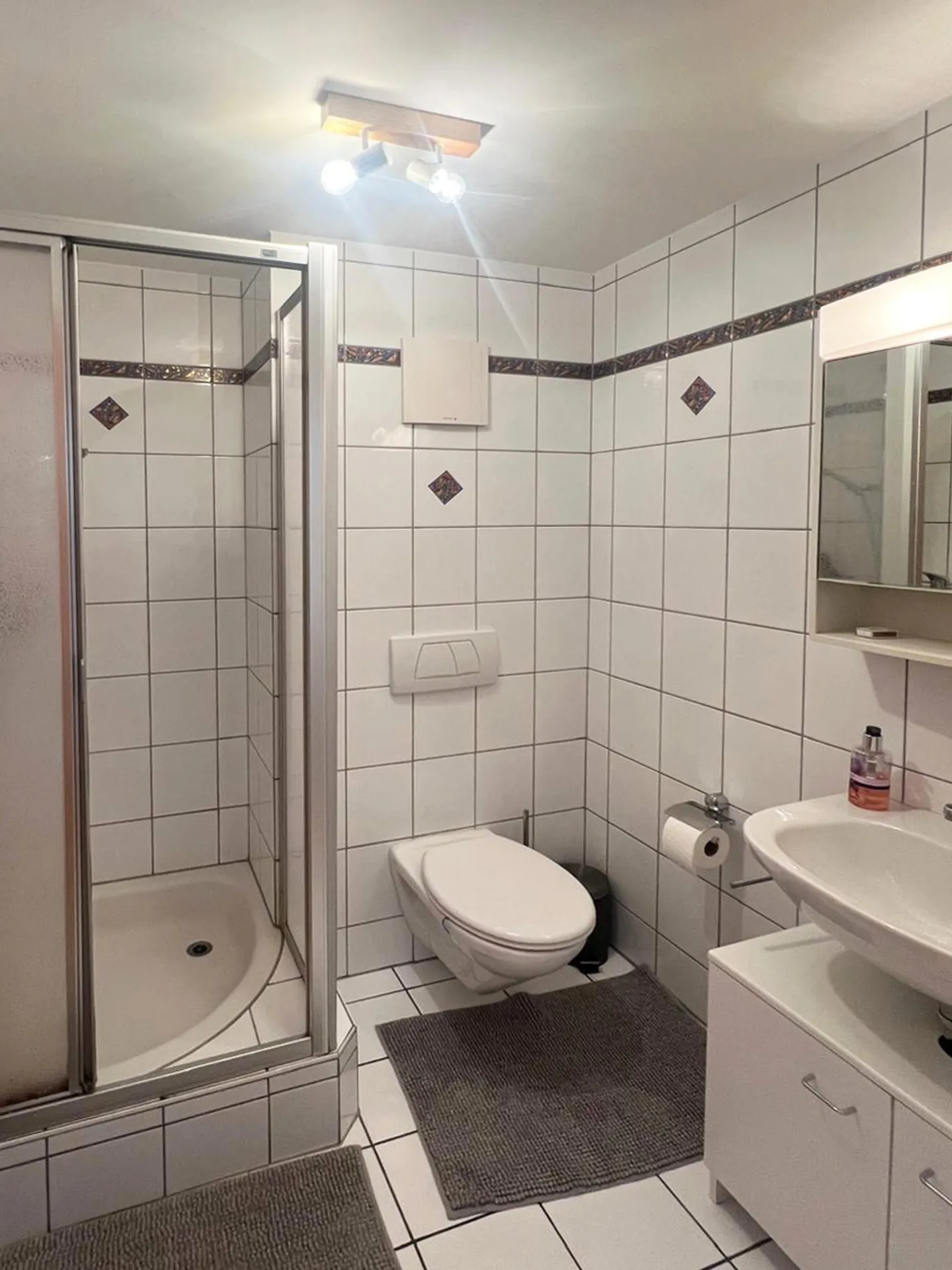 Liebevolle 4.5-Zimmer-Wohnung im wunderschönen Grächen - Foto 7 di 13