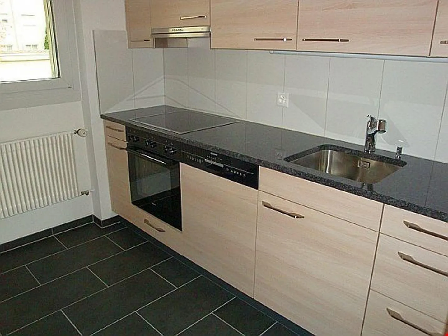 Charmante Wohnung für Singles - Foto 3 von 6