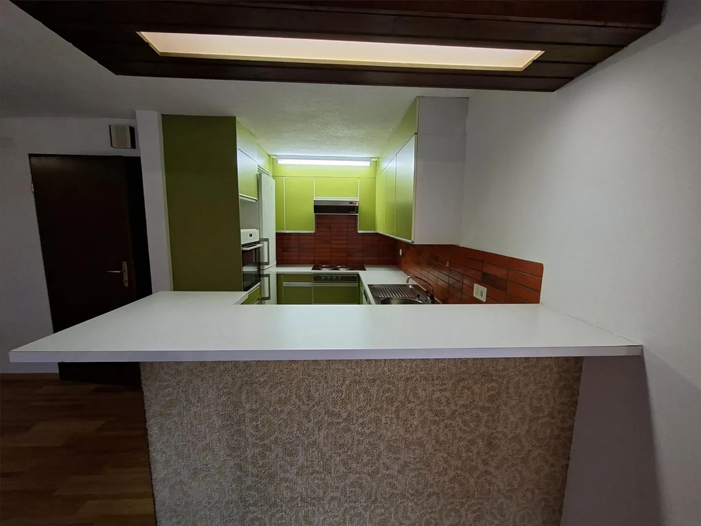 Attraktive 4.5 Zimmer -Wohnung mit Cheminée, grossem Sitzplatz - Foto 7 von 12