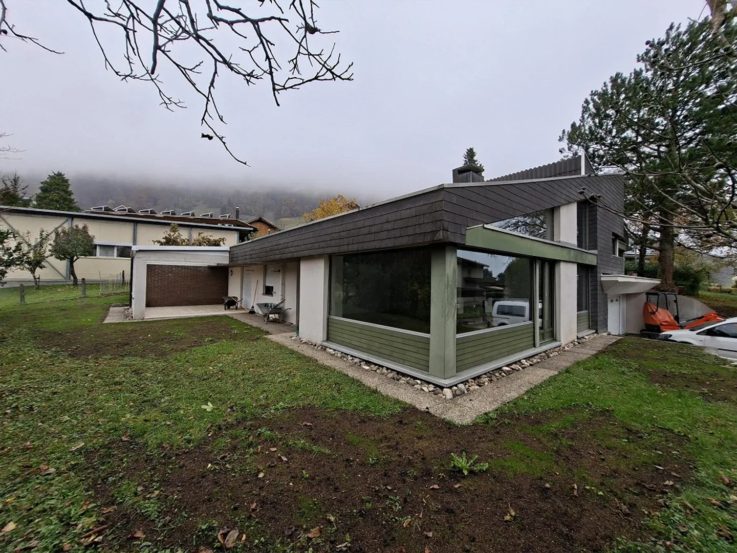 Attraktive 4.5 Zimmer -Wohnung mit Cheminée, grossem Sitzplatz - Foto 3 von 12