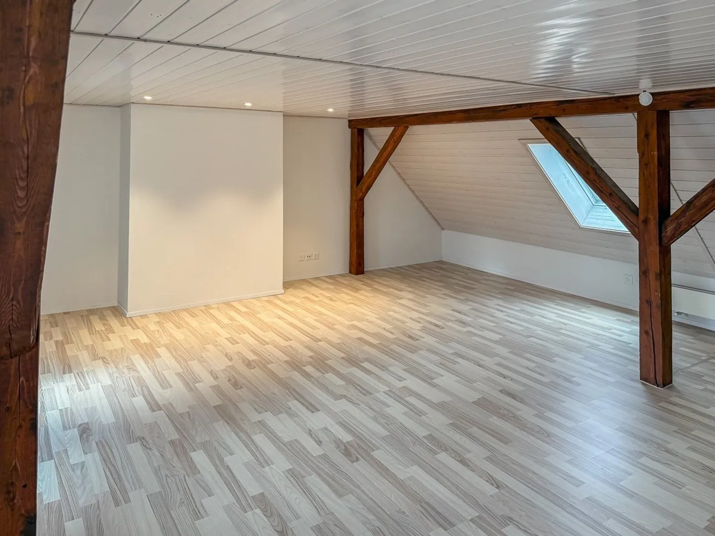 Maisonette apartment with wonderful terrace - 1 month free living! - Photo 3 of 13