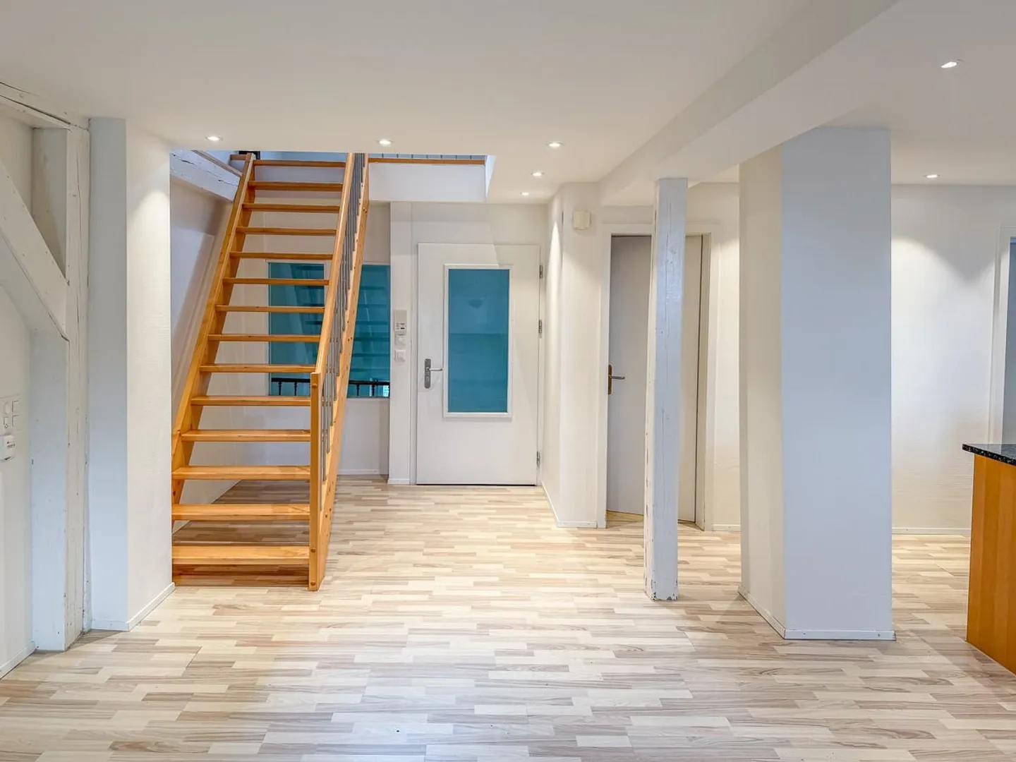 Maisonette apartment with wonderful terrace - 1 month free living! - Photo 4 of 13