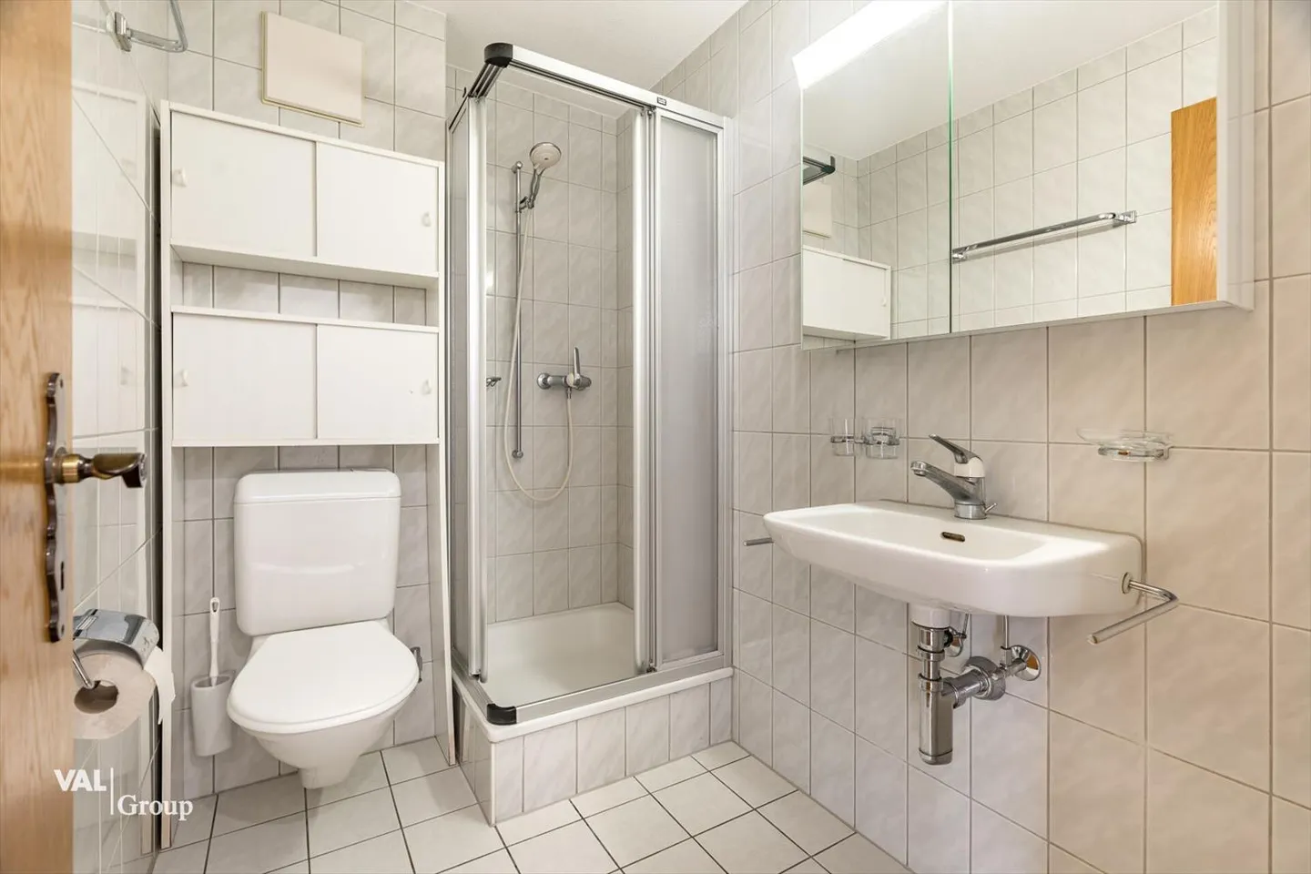 Furnished 2.5-room apartment - quiet and with a dream view - Photo 9 of 11