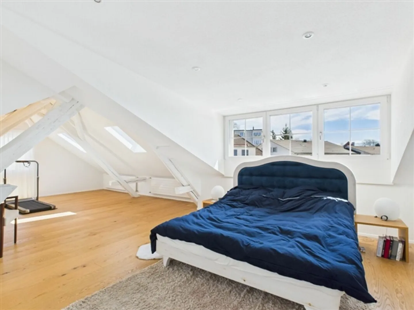 «STILVOLL RENOVIERT MIT VIEL WOHNRAUM» - Foto 3 von 9