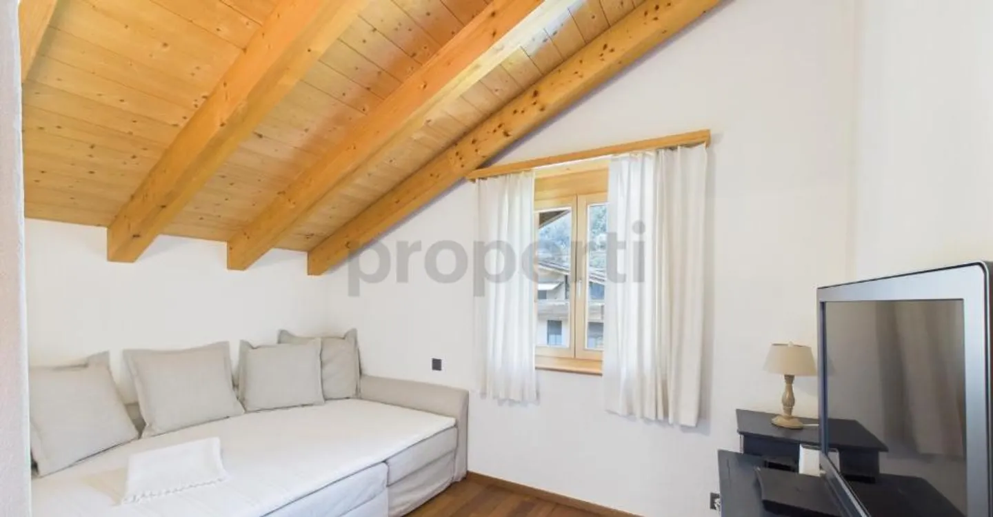 Luxuriöse und elegante 6.5-Zimmer Dachwohnung in Meiringen - Foto 8 di 11