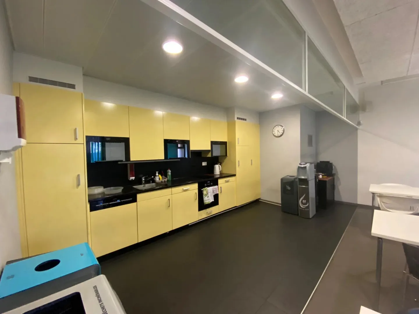 Espace de Bureau Spacieux - Photo 11 sur 13