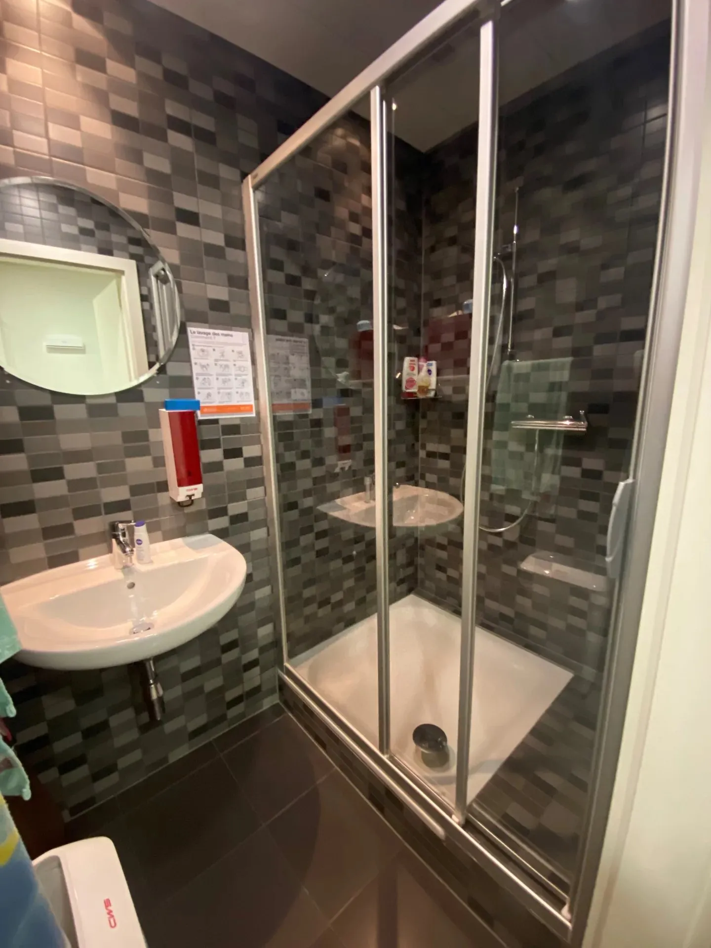 Espace de Bureau Spacieux - Photo 12 sur 13