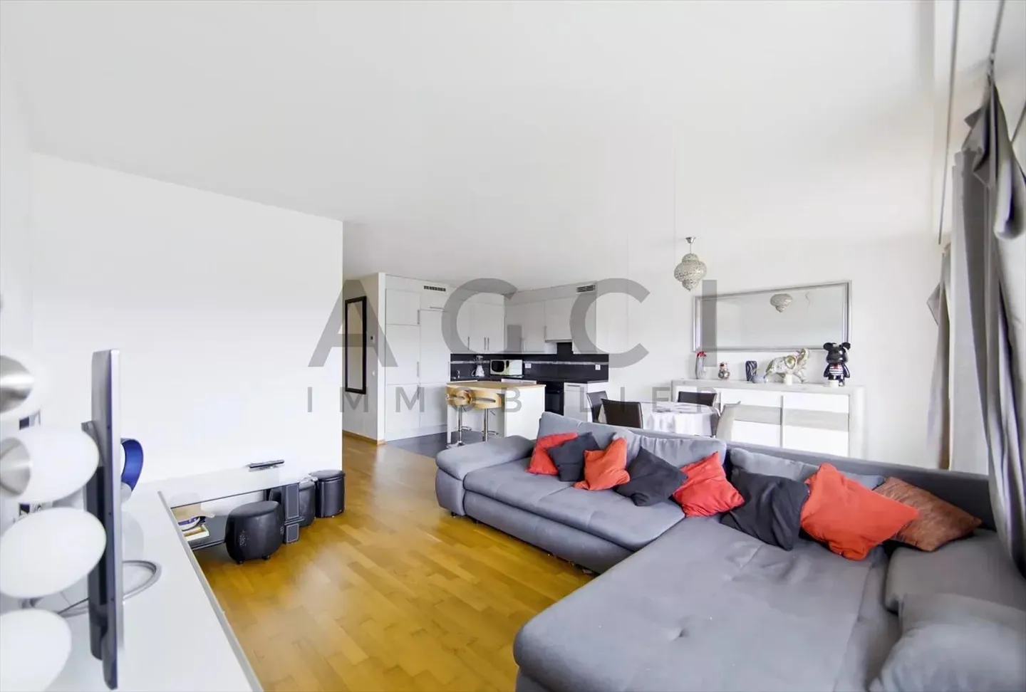 Appartement 4 pièces - Photo 2 sur 10