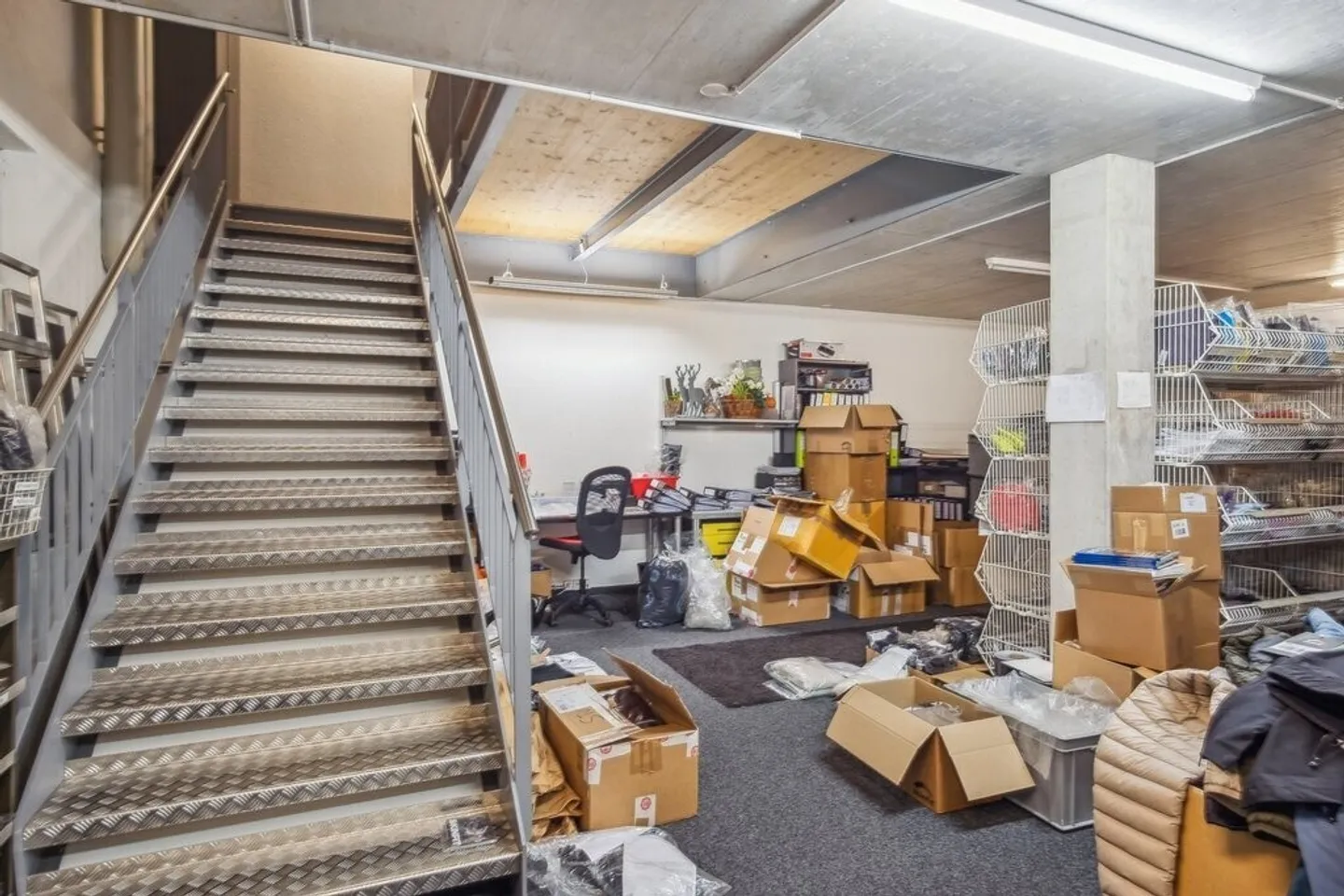 Votre entreprise - notre emplacement @ Dietlikon - Photo 9 sur 9