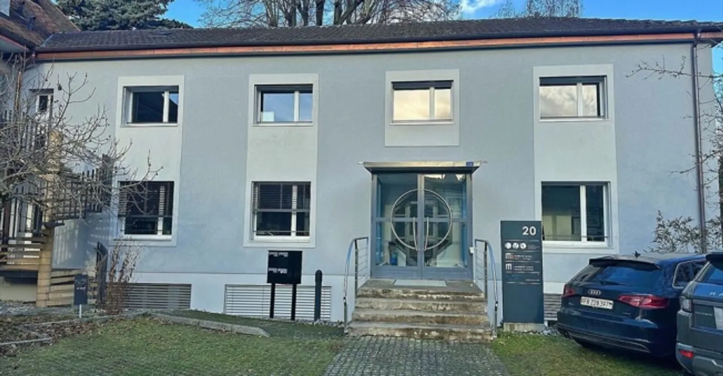 Office space for rent - Photo 1 of 5