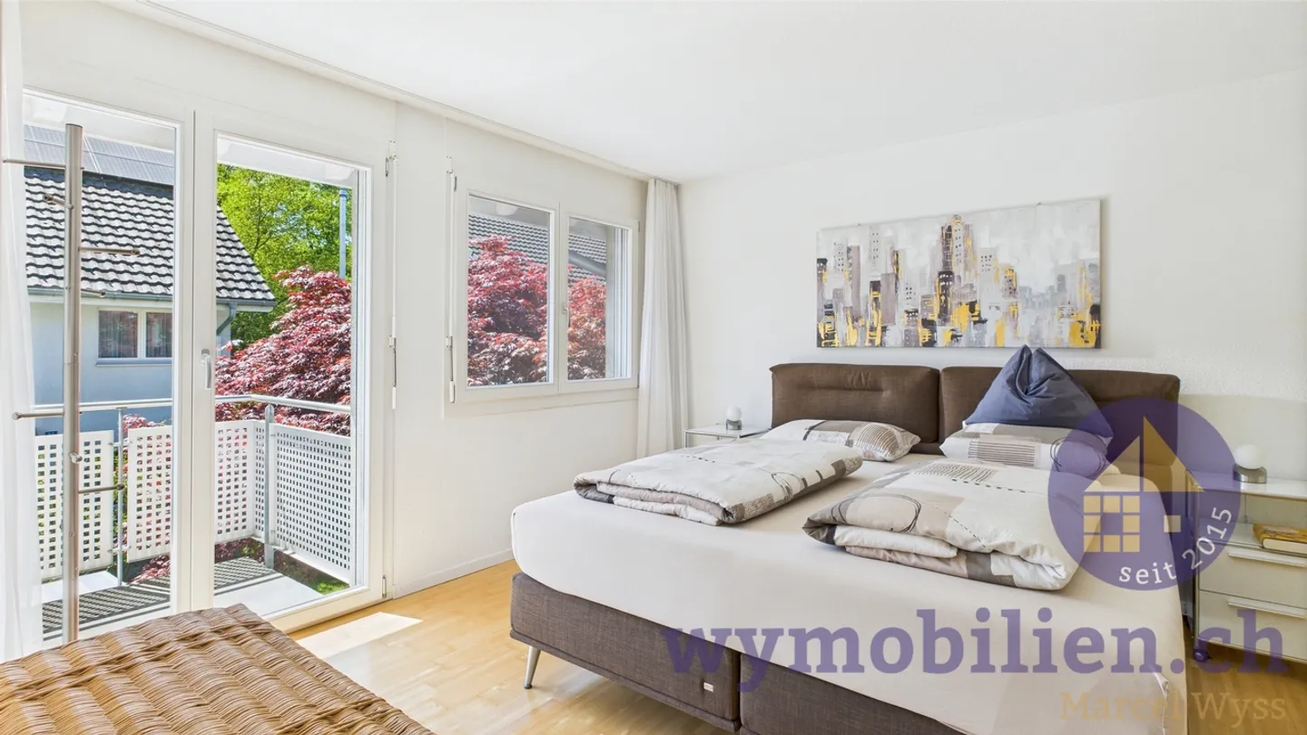 Grande maison individuelle dans un bon emplacement à Kirchberg - Photo 7 sur 12