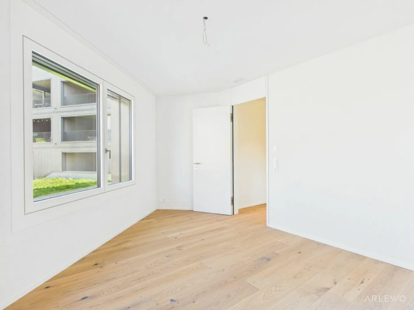 Modern and spacious living concept - Photo 6 of 12