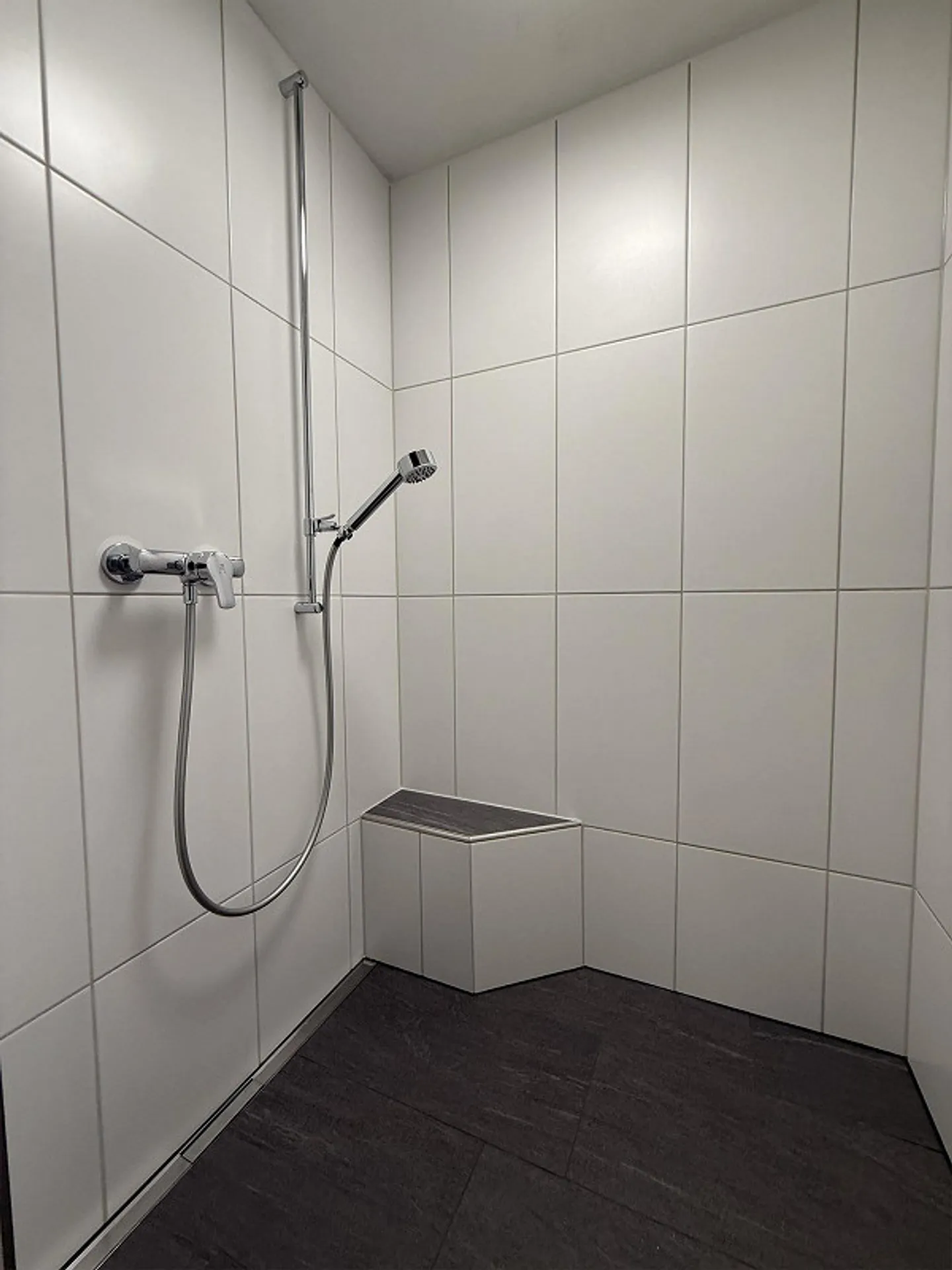 Living in the Green - well-kept 3.5-room apartment in Trüllikon - Photo 10 of 12