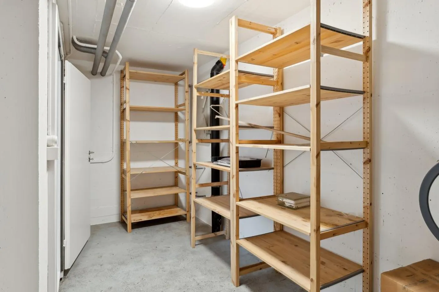 Doppeleinfamilienhaus mit viel Privatsphäre & Blick auf den Zürichsee - Foto 11 von 11