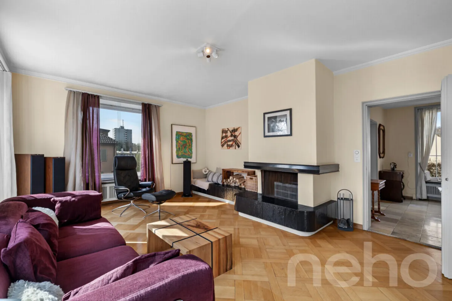 Exclusive 8-Room Villa with Additional Single-Family House on 1,624m² - Photo 3 of 13