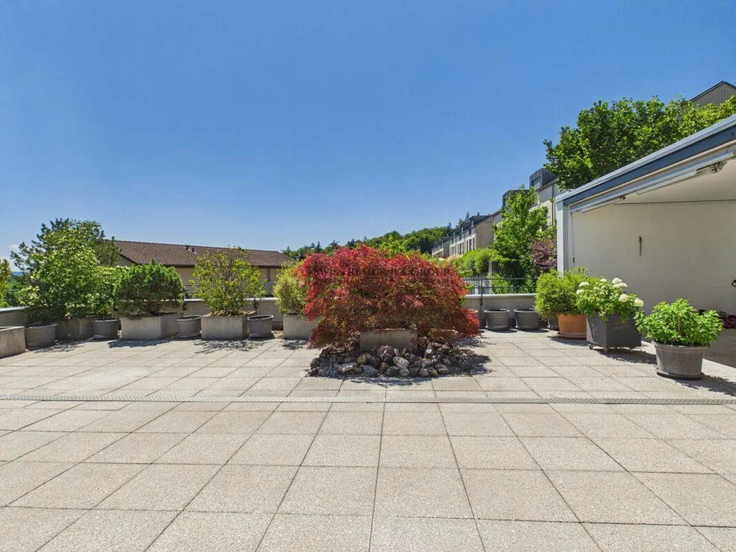 Exclusive living experience with gigantic terrace - Photo 12 of 15