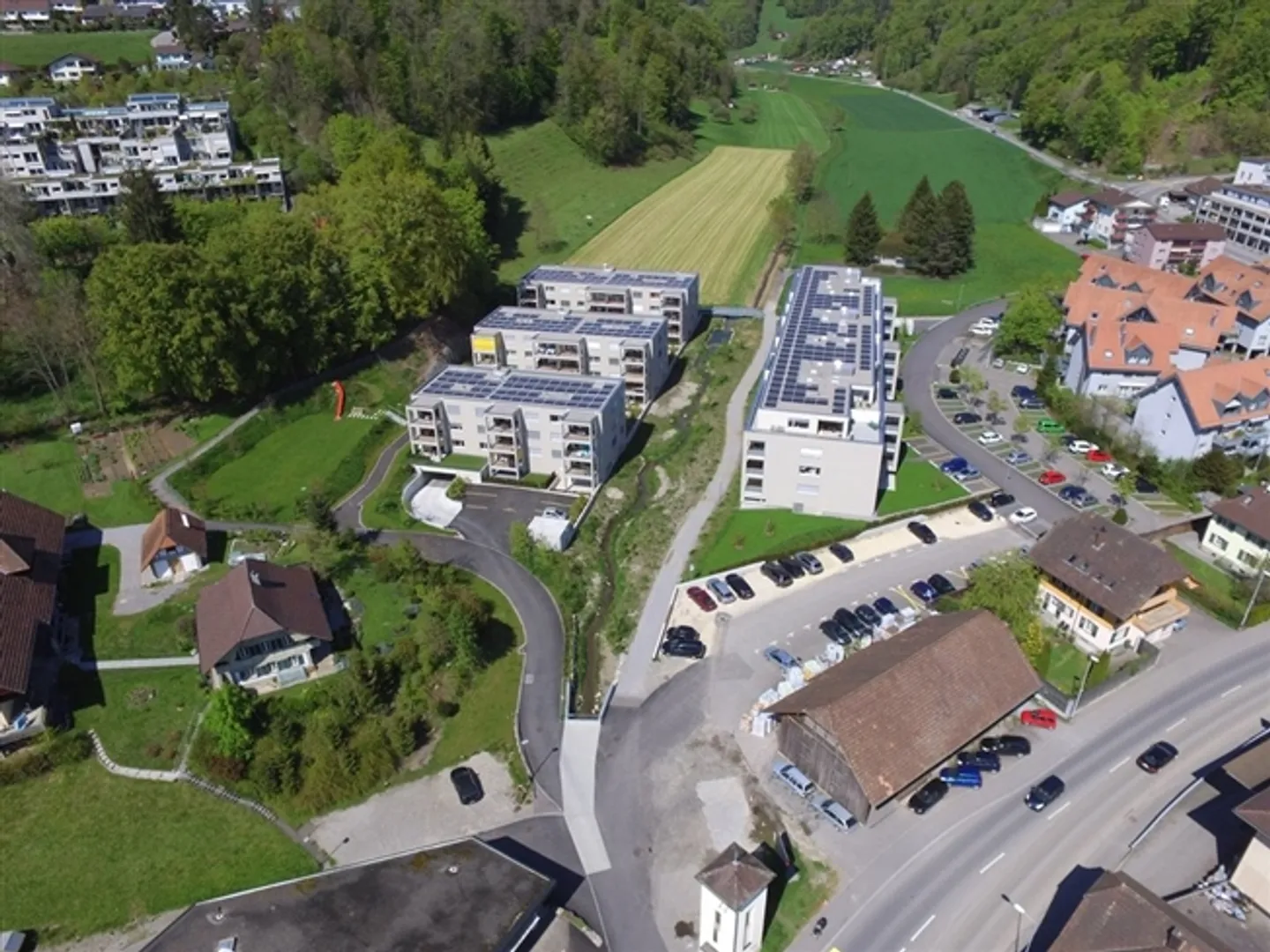 «Einstellhallenplatz in Boll ab sofort zu vermieten» - Foto 2 von 2