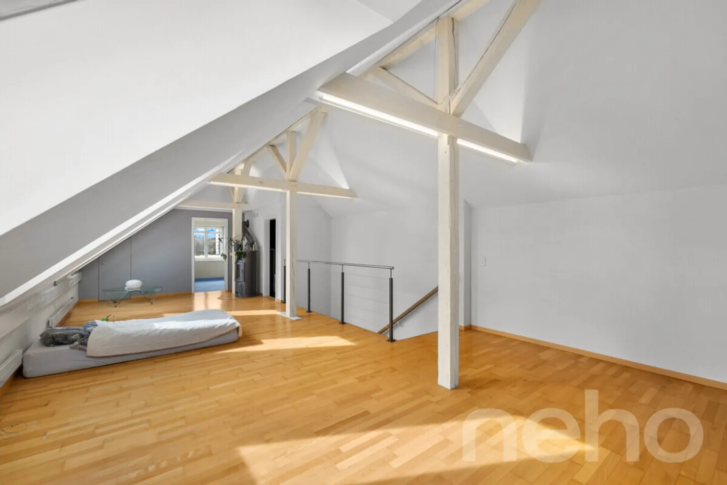 Exclusive 8-Room Villa with Additional Single-Family House on 1,624m² - Photo 9 of 13